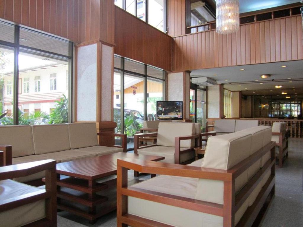 Panda Hotel Yangon Exterior foto